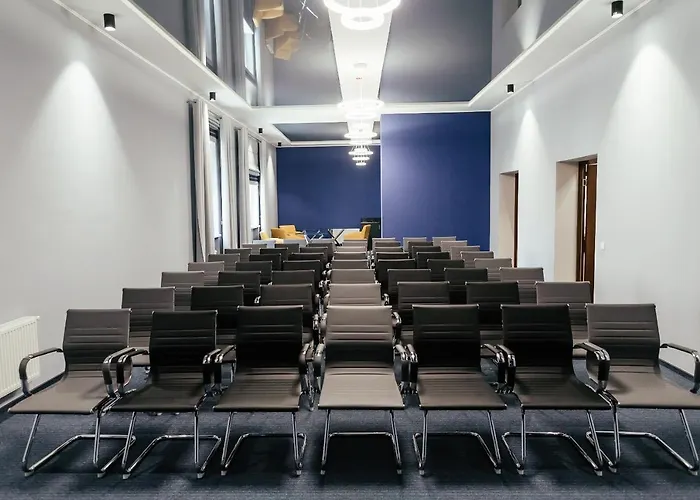 діамант лпк гтрс Ξενοδοχείο Λβιβ